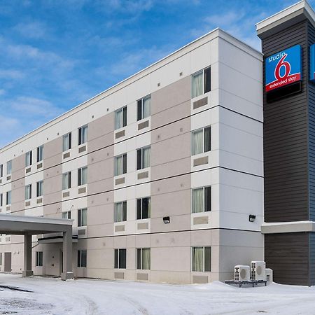 Studio 6-Bruderheim, Ab Exteriér fotografie